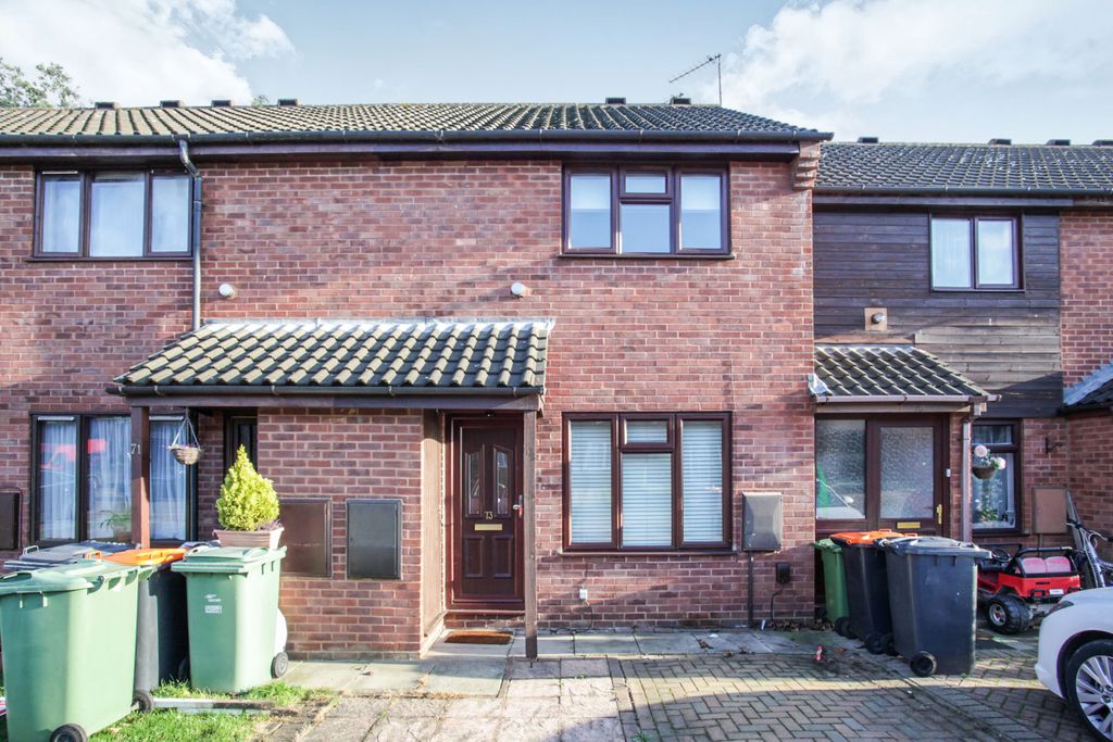 Property photo 1 of 8