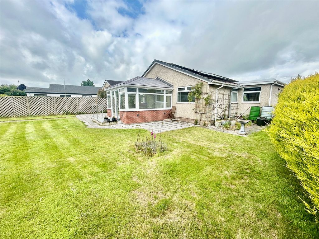 Property photo 1 of 16 Picture No. 09