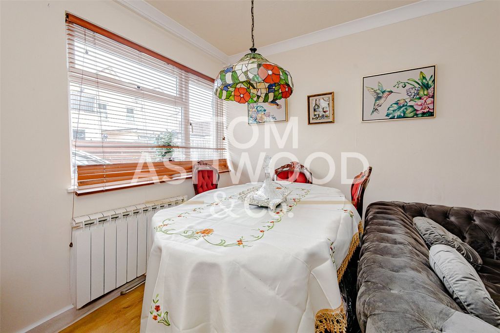Property photo 3 of 10 Picture No. 11