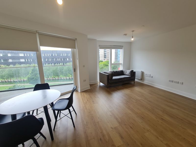 Property photo 3 of 8 Photo 7