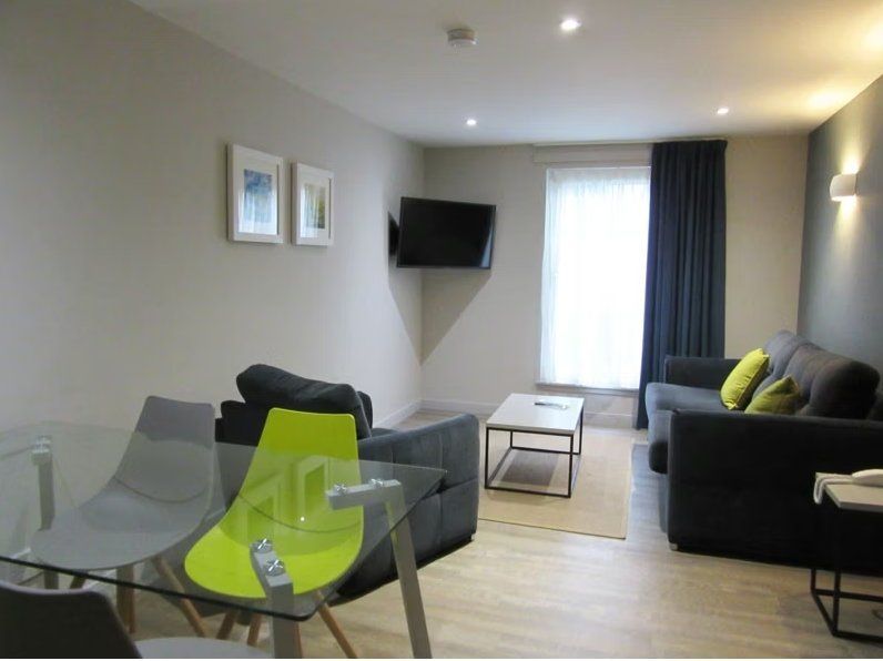 Property photo 3 of 8 Picture No. 06
