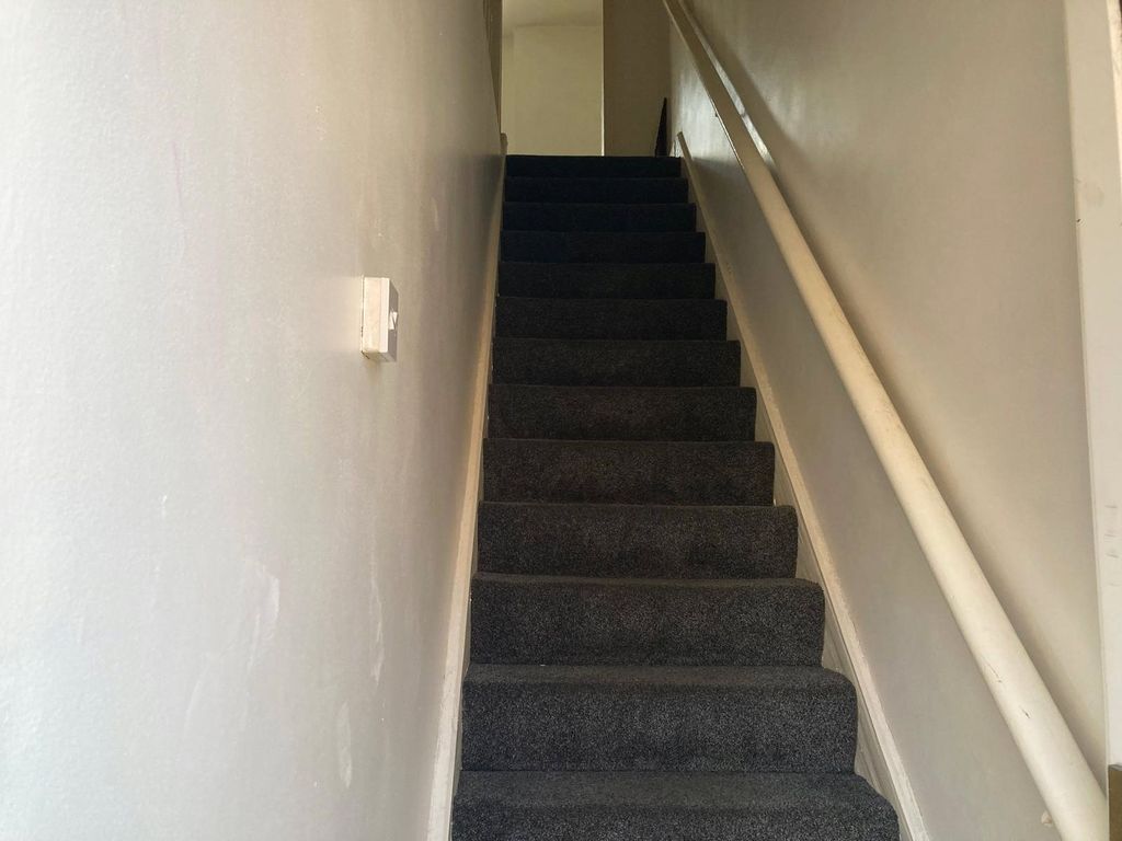 Property photo 2 of 12 Picture No. 13