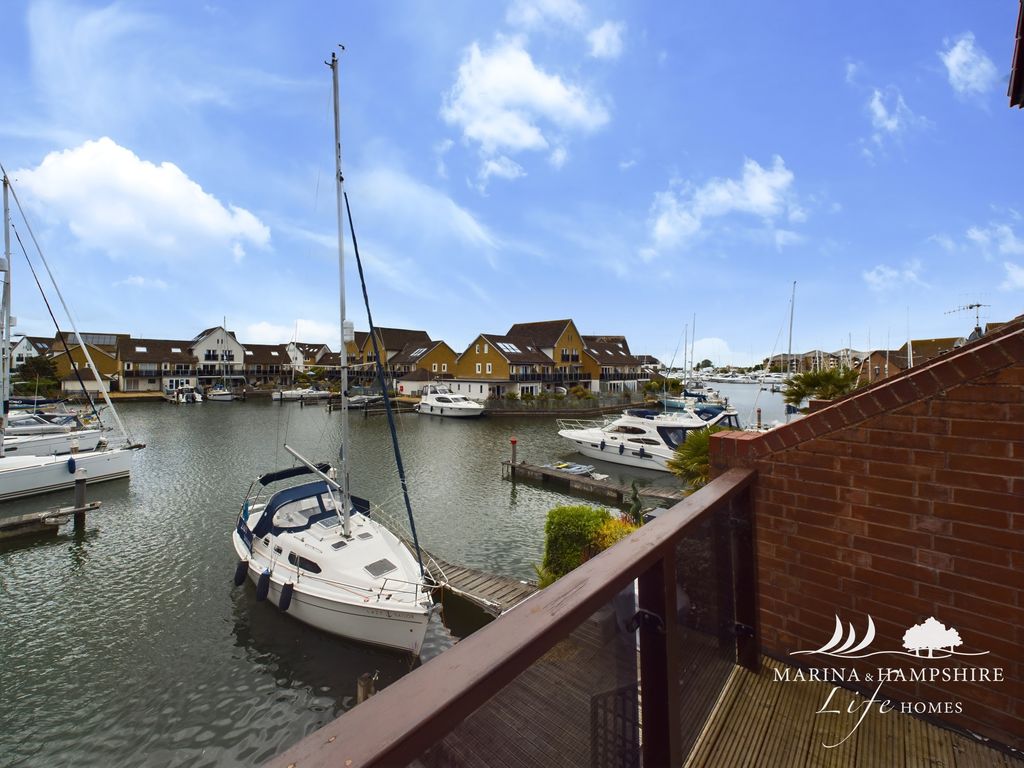 Property photo 1 of 28 Cam03691G0-Pr0010-Still020