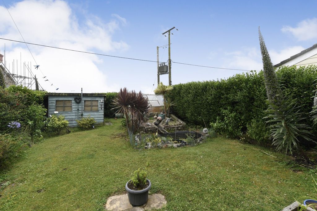 Property photo 3 of 17 Pbox-Img.Jpg