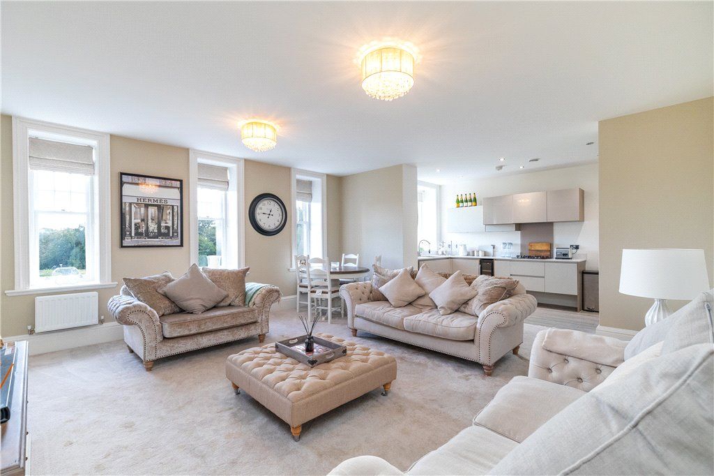 Property photo 3 of 17 Open Plan Living