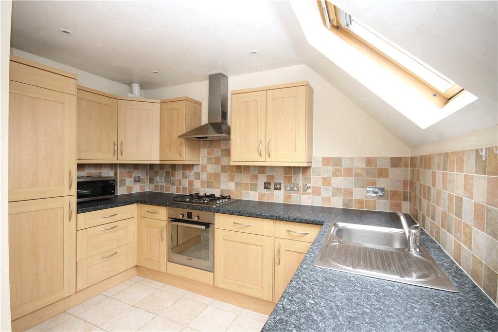 Property photo 3 of 6 Kitchen