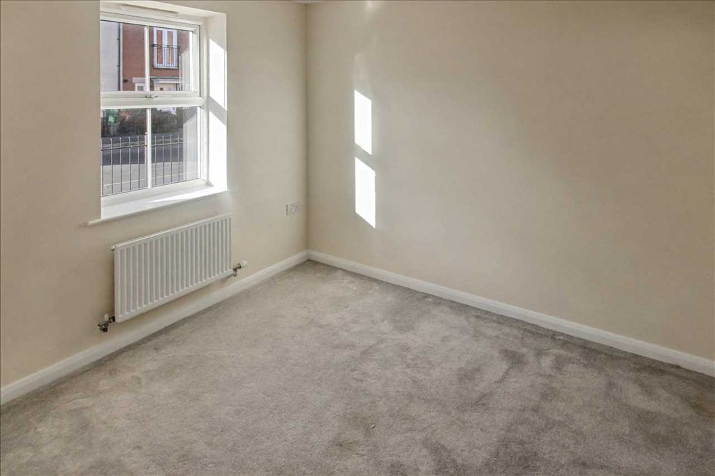 Property photo 3 of 25 Bedroom Three