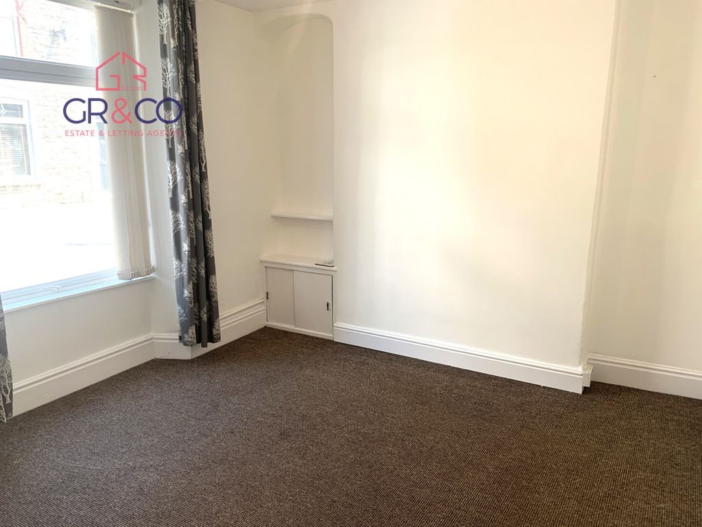 Property photo 3 of 17 Reception Room