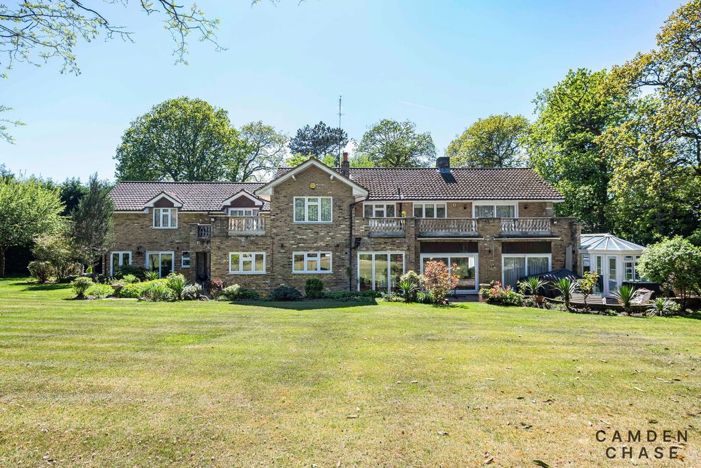 Property photo 1 of 25
