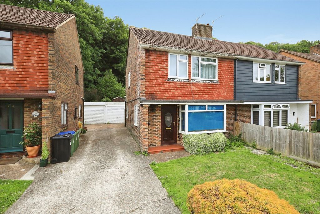 Property photo 1 of 17 Picture No. 01
