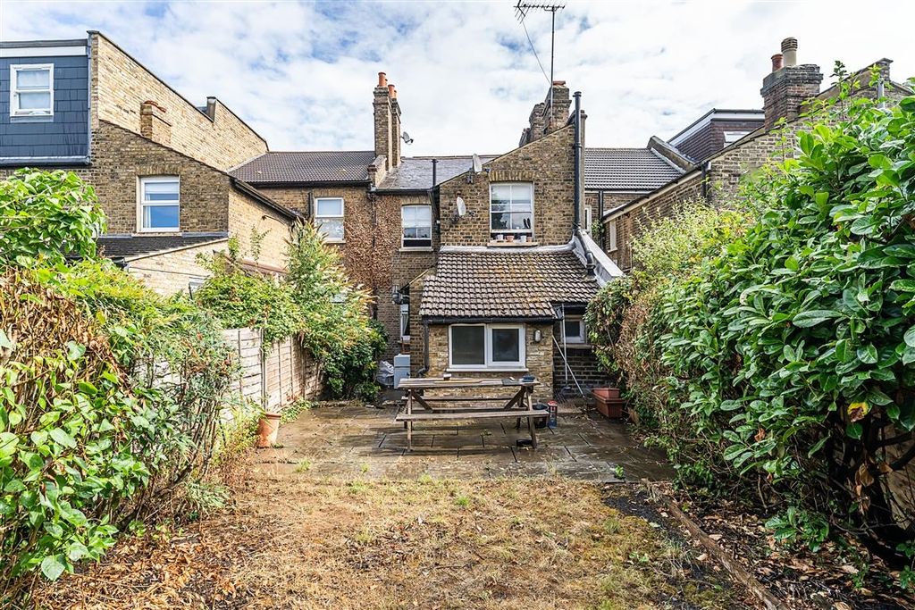 Property photo 3 of 13 Ggf-52-Brightwell...