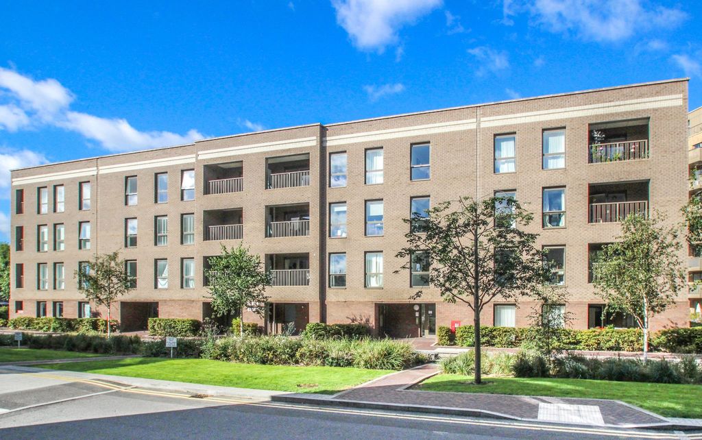 Property photo 3 of 12