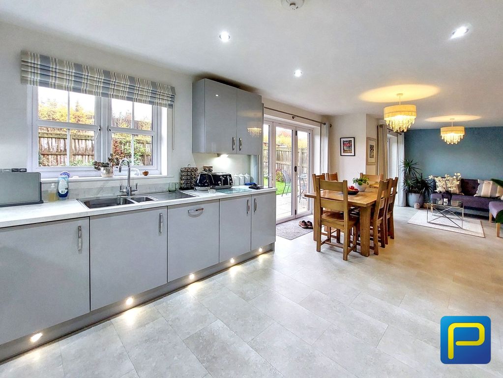 Property photo 2 of 24