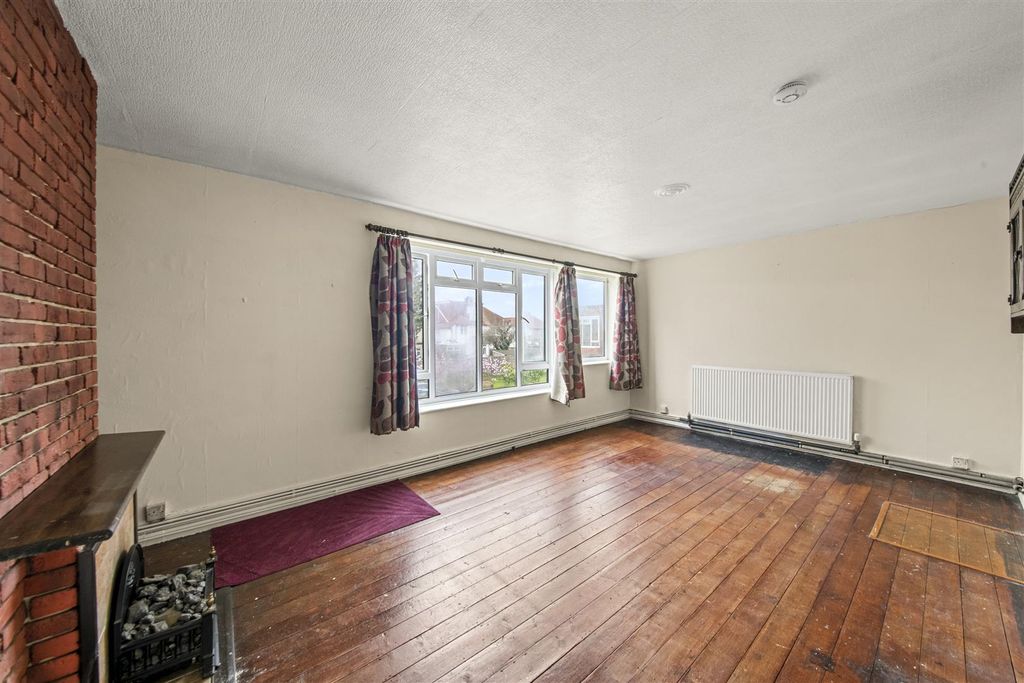 Property photo 2 of 9 Dsc_1861.Jpg