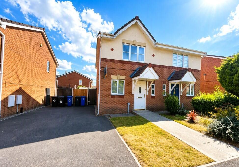 Property photo 1 of 11