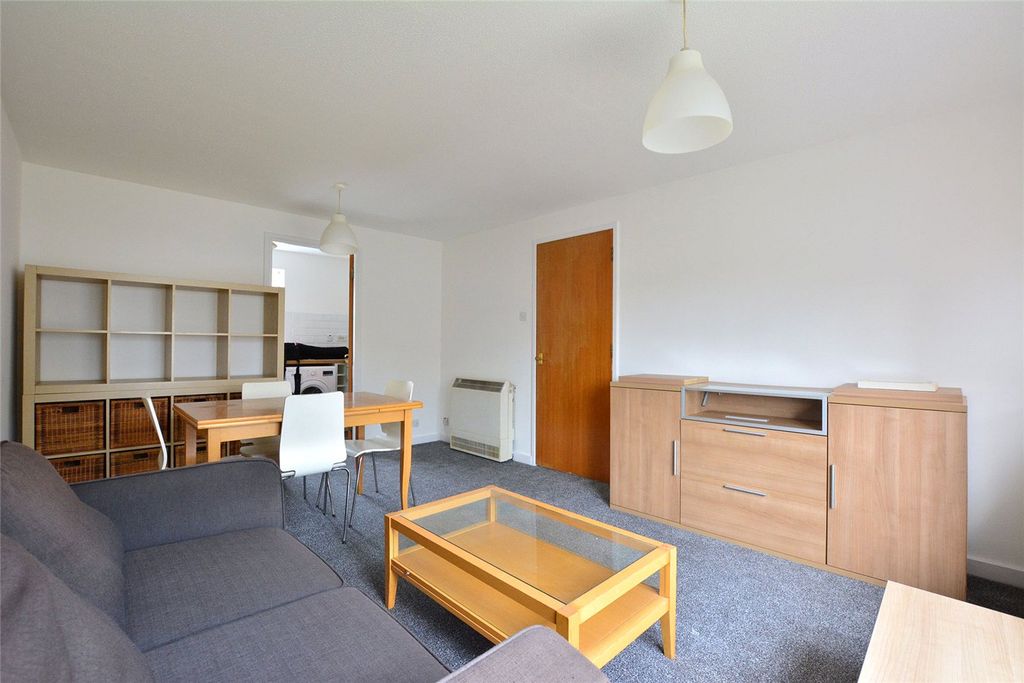 Property photo 3 of 7 Picture No. 20