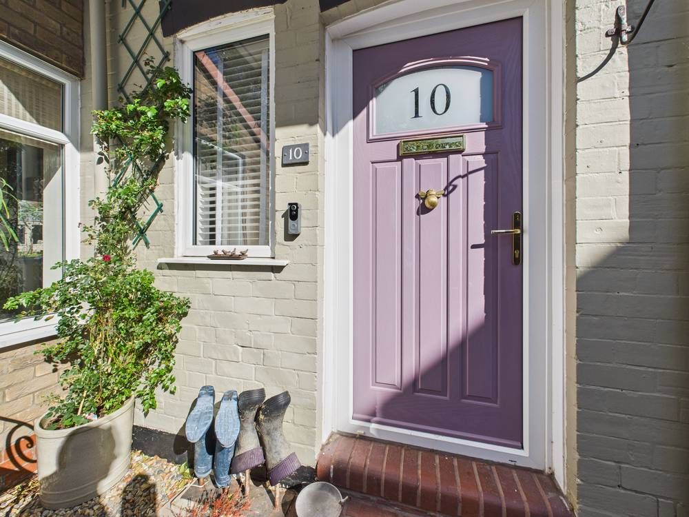 Property photo 3 of 22