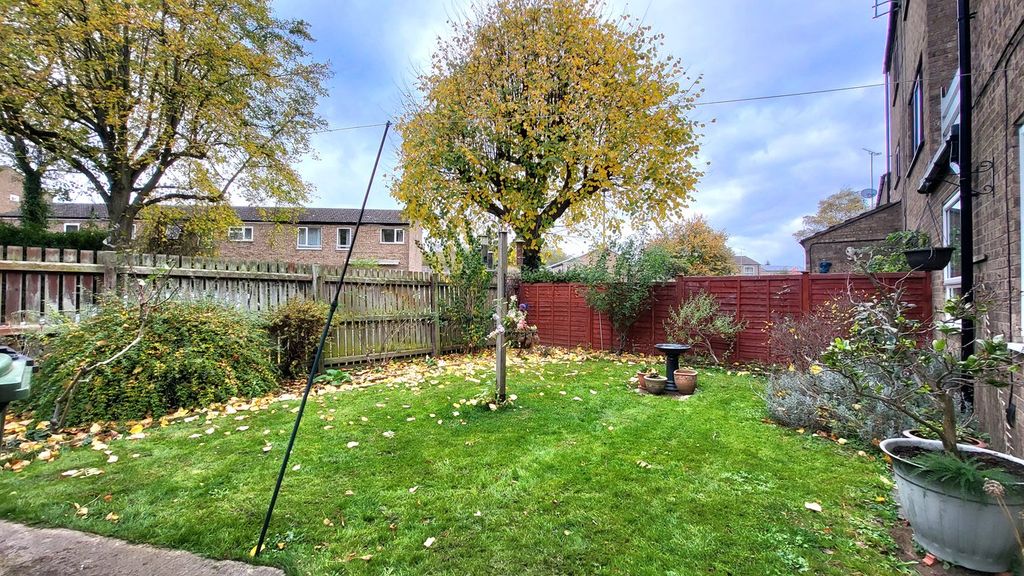 Property photo 3 of 12