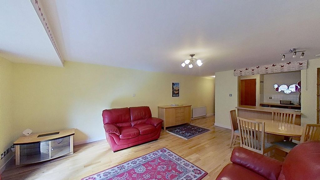 Property photo 3 of 25 Photo 3