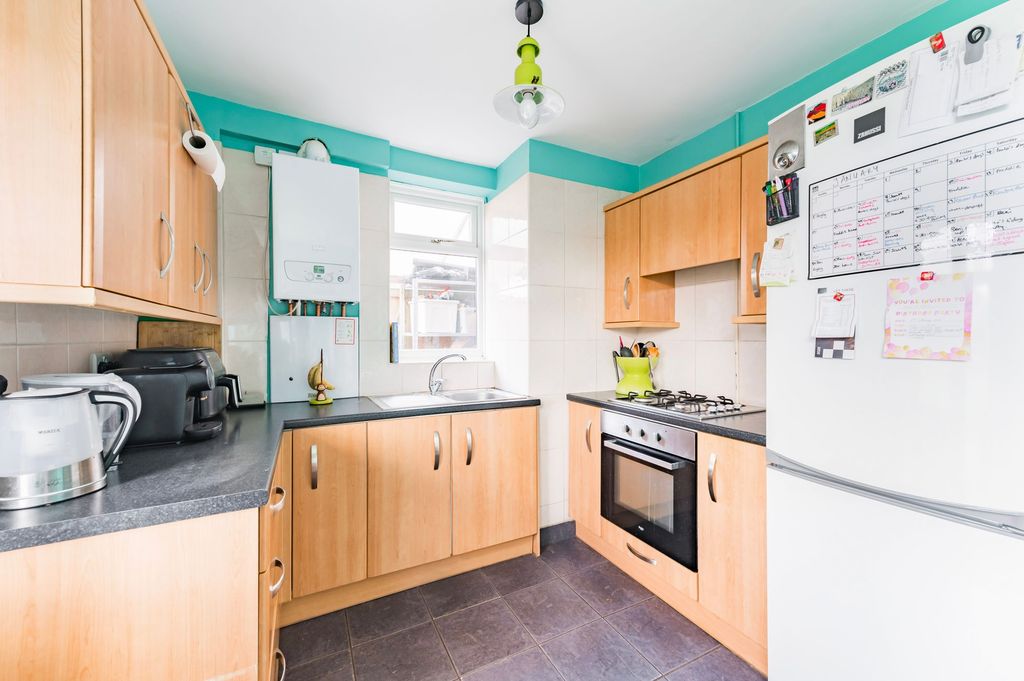 Property photo 3 of 19