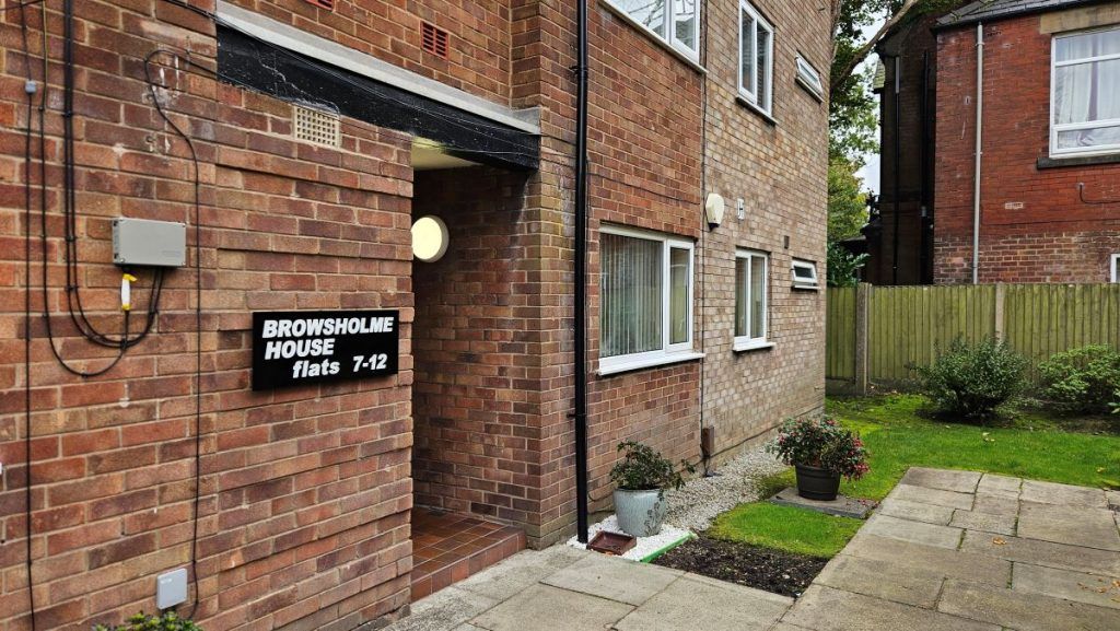 Property photo 2 of 21 20