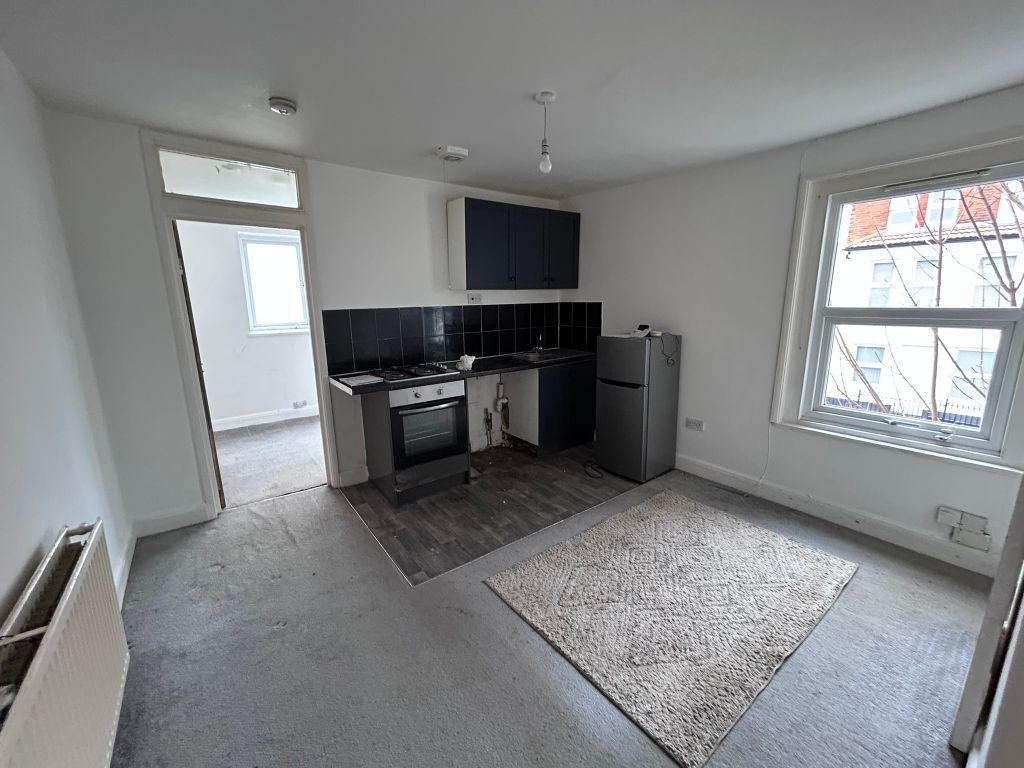 Property photo 3 of 5