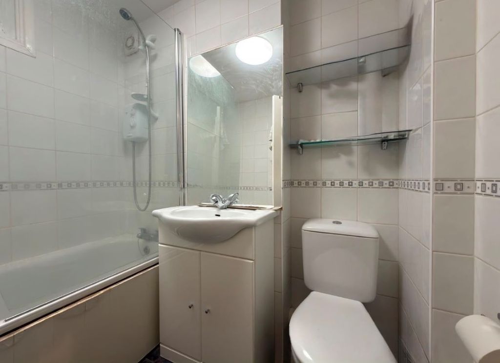 Property photo 3 of 3