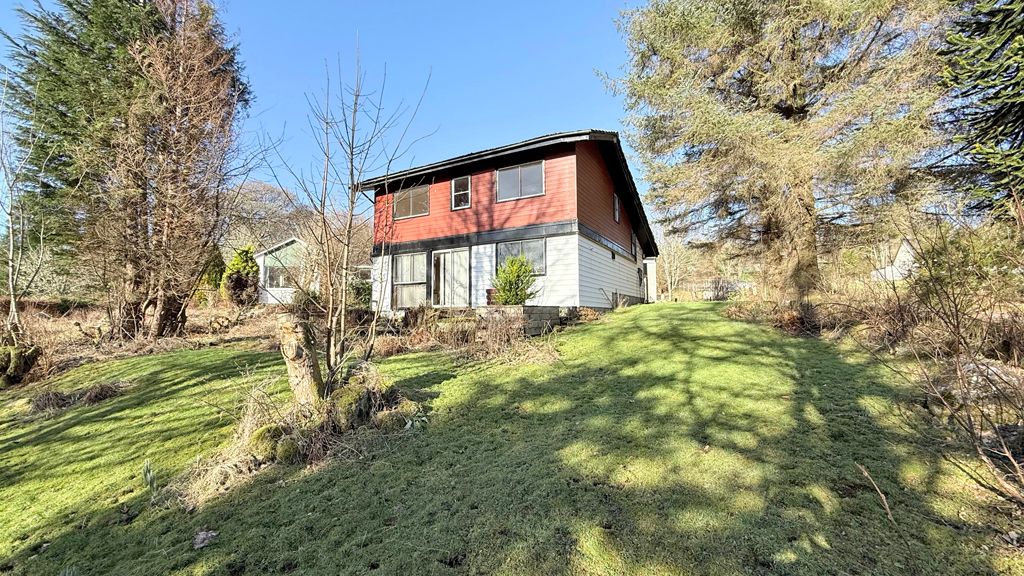 Property photo 1 of 32