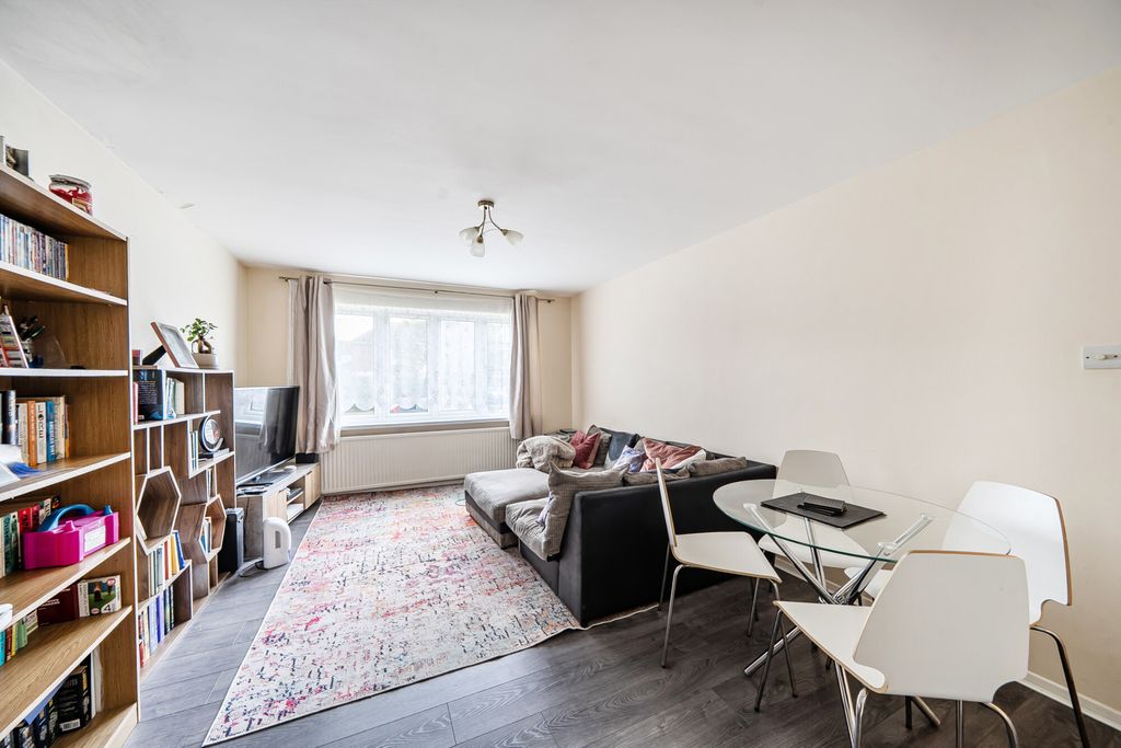Property photo 3 of 20 1454464-13-69Fc7c...
