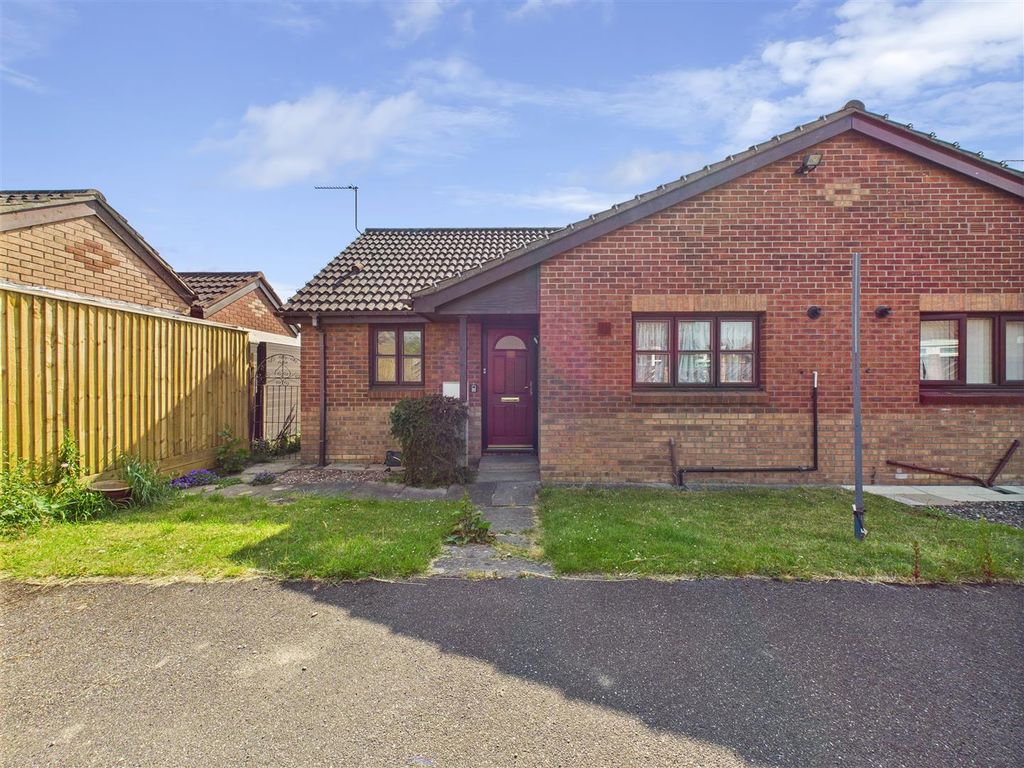 Property photo 1 of 8 Cam05193G0-Pr0006-Still001.Jpg