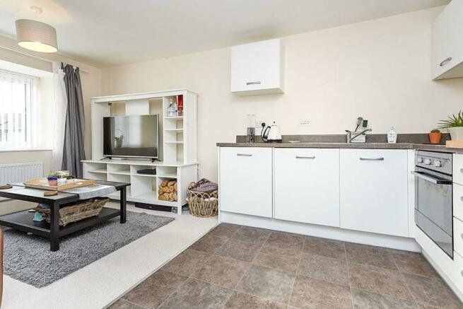 Property photo 3 of 8 Sitting Room/Kitchen