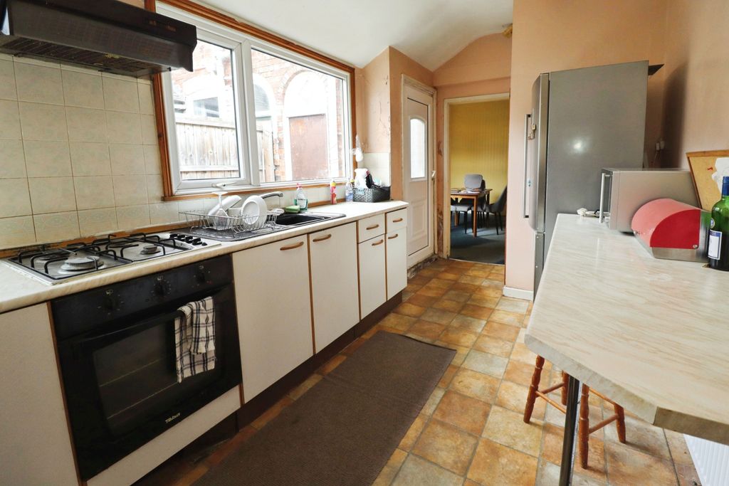 Property photo 2 of 15