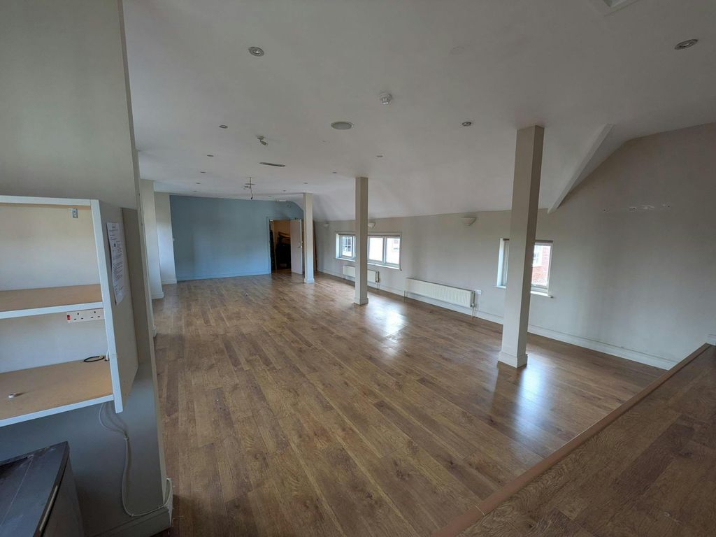 Property photo 2 of 4 9536.Jpg