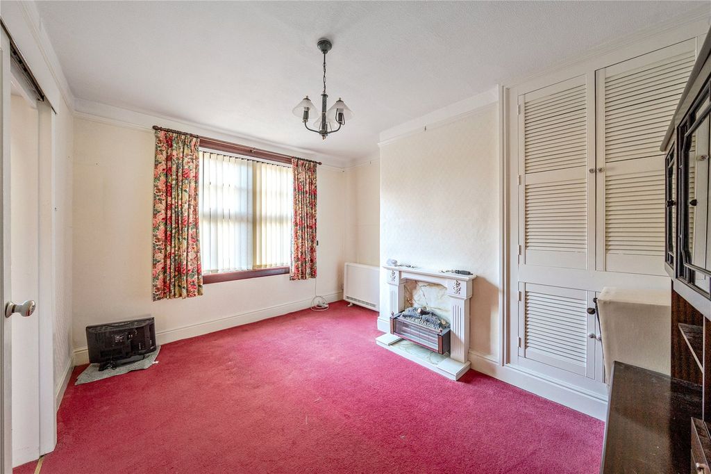 Property photo 3 of 15 Picture No. 06