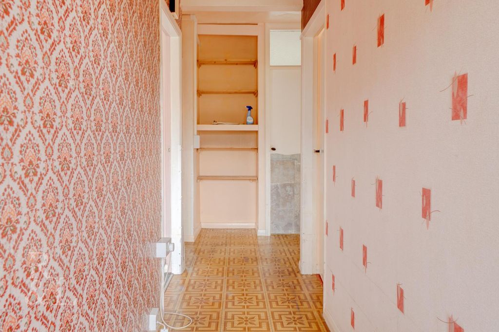 Property photo 2 of 11 Batchedd (8).Jpg