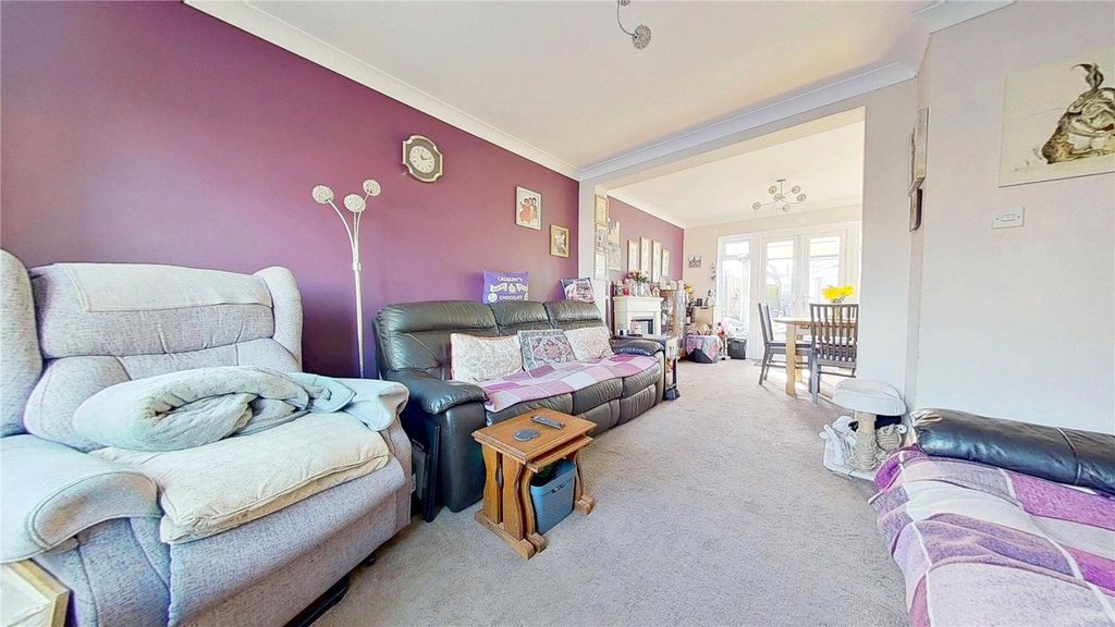 Property photo 2 of 13 Picture No. 04