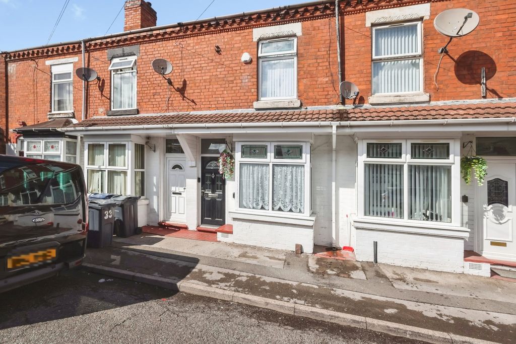 Property photo 1 of 16 Pbox-Img.Jpg