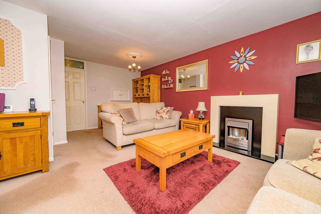 Property photo 2 of 15