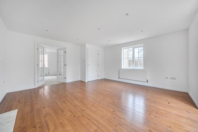 Property photo 3 of 21 Reception Room