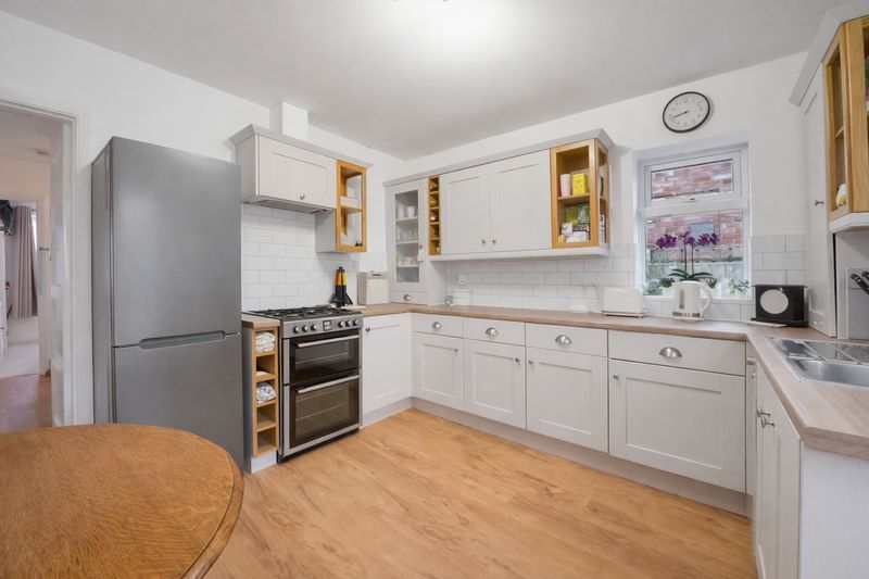 Property photo 2 of 11 Photo 8