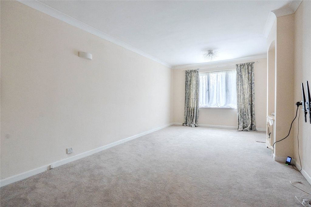 Property photo 3 of 10 Picture No. 06