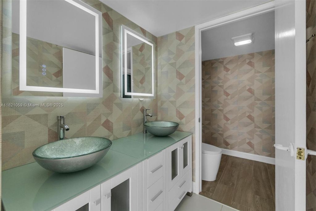 Property photo 2 of 11 <Alttext/>