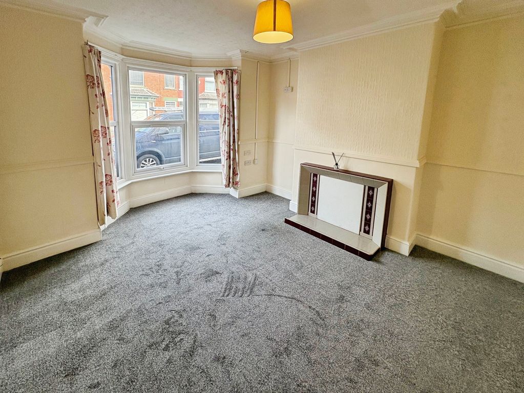 Property photo 2 of 16 563441B6-Img_8920