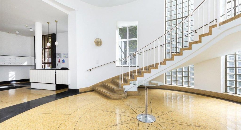 Property photo 2 of 4 Isl200027_31.Jpg