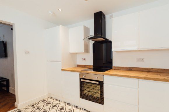 Property photo 1 of 8 6942888.Jpg