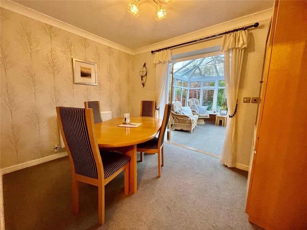 Property photo 3 of 19 Dining Room