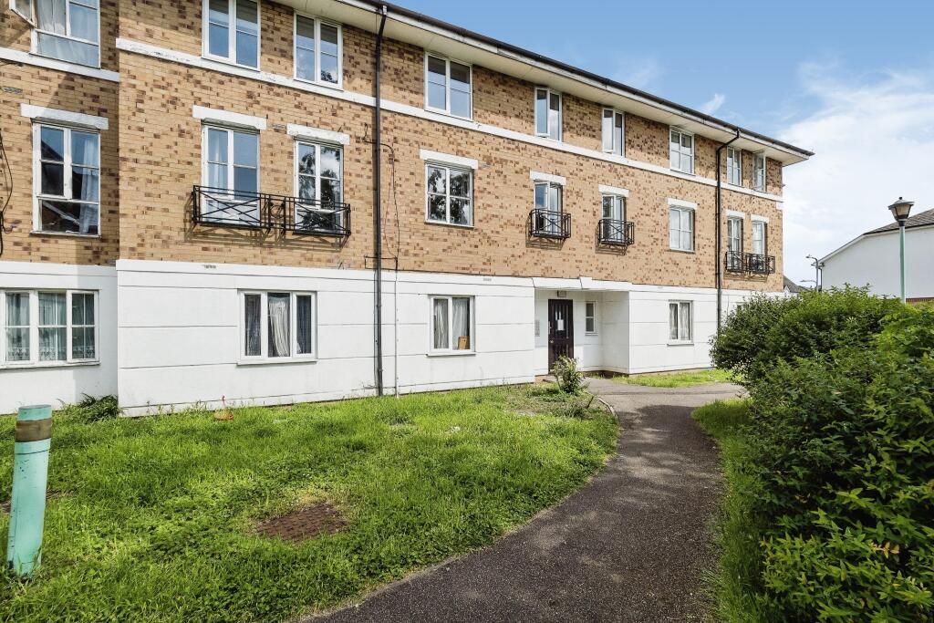 Property photo 1 of 5 Front View