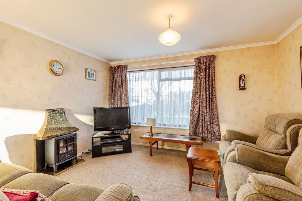 Property photo 3 of 13 Pbox-Img.Jpg