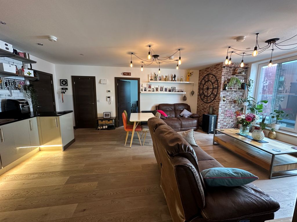 Additional image 4 of 2 bed penthouse for saleEast Station Road, Fletton Quays, Peterborough PE2