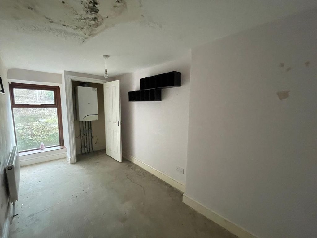 Additional image 8 of 2 bed end terrace house for sale122, Oak Street, Abertillery, Blaenau Gwent NP13